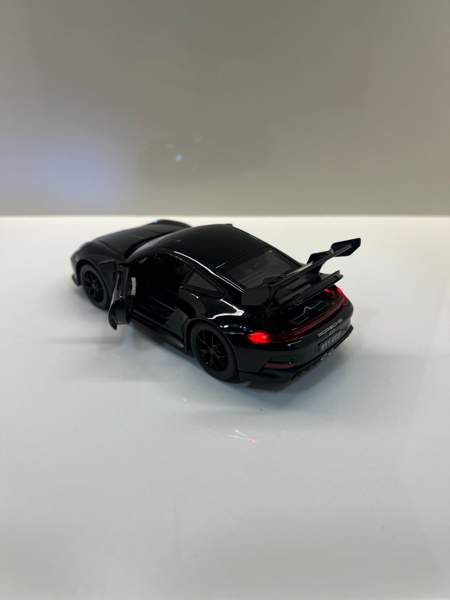 Detalles del cuadro decorativo y maqueta die-cast Porsche 911