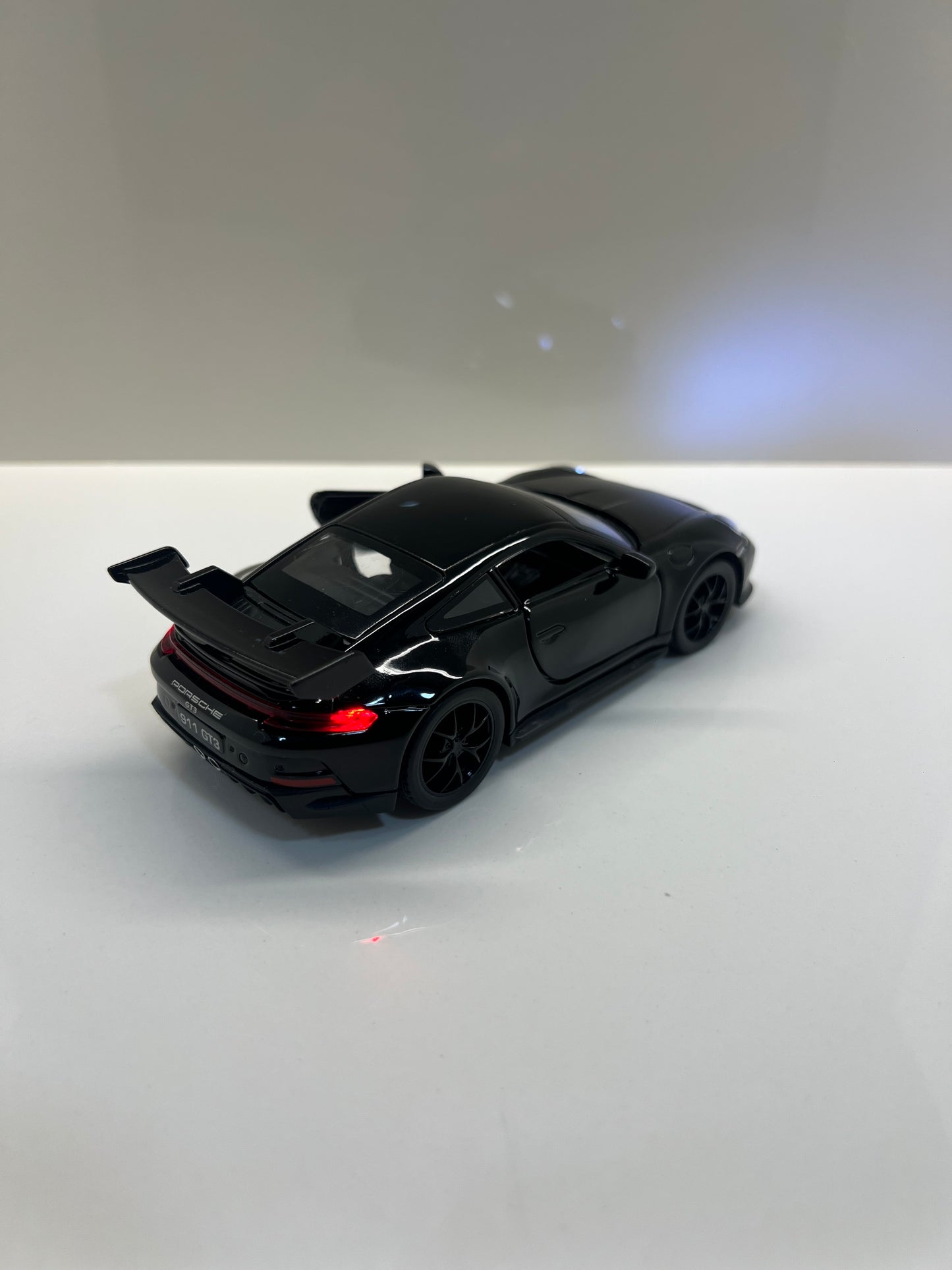 Detalles del cuadro decorativo y maqueta die-cast Porsche 911